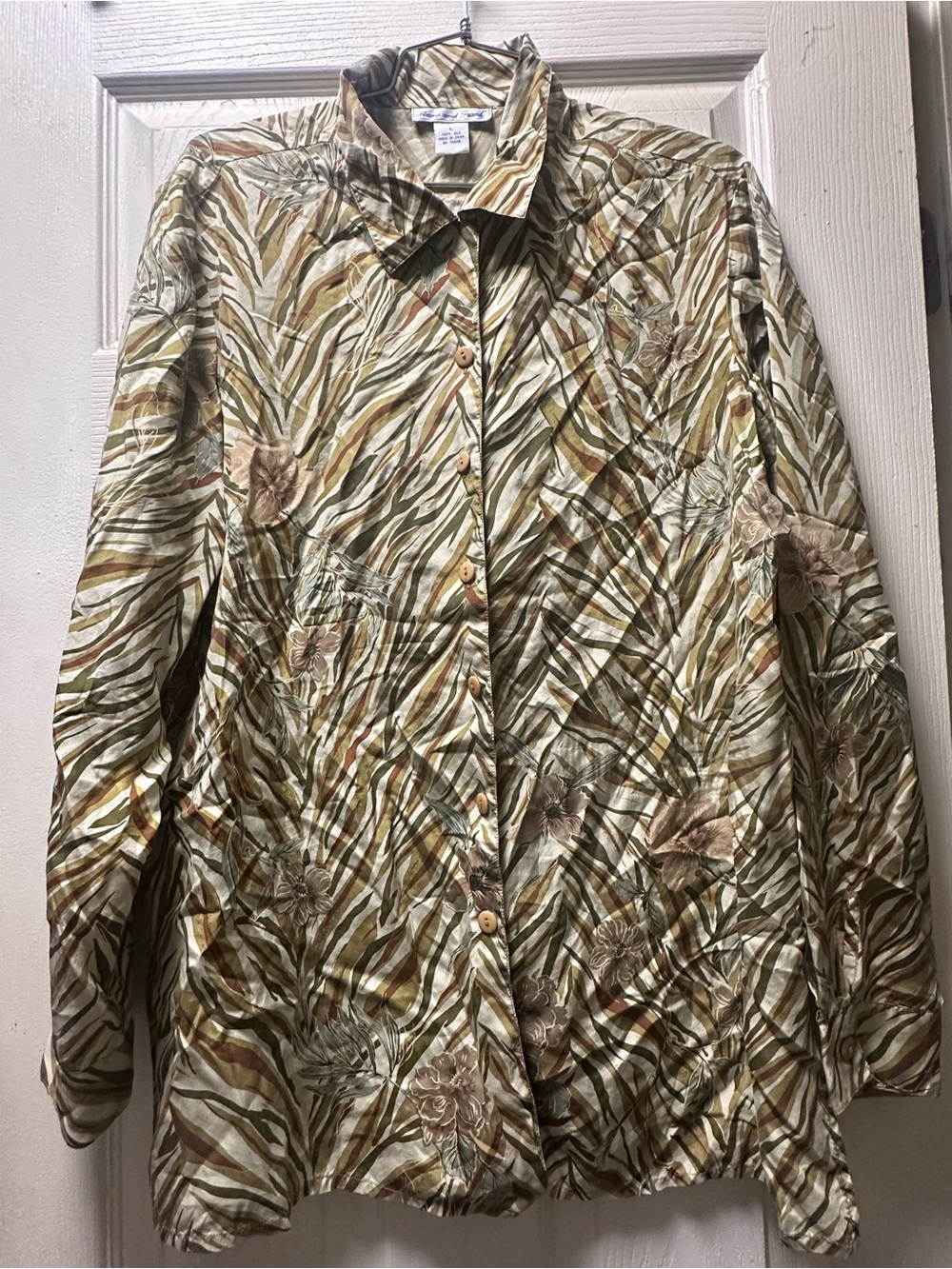 Anna And Frank Olive, Tan and Cream Floral-Print Button blouse